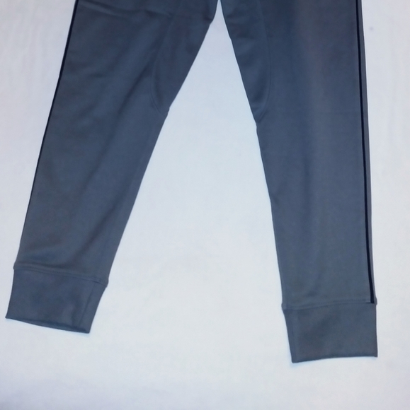 Under Armour Youth Boys 2pc Warmer & Tee - Picture 5 of 6